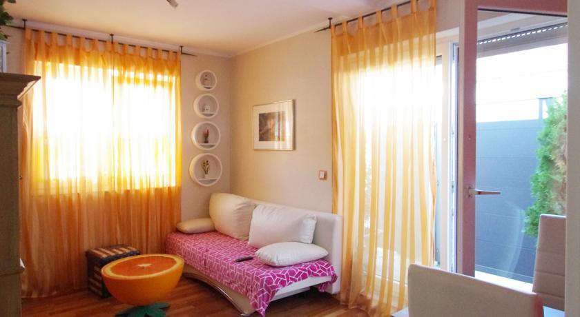 Apartment Leon Бон Екстериор снимка