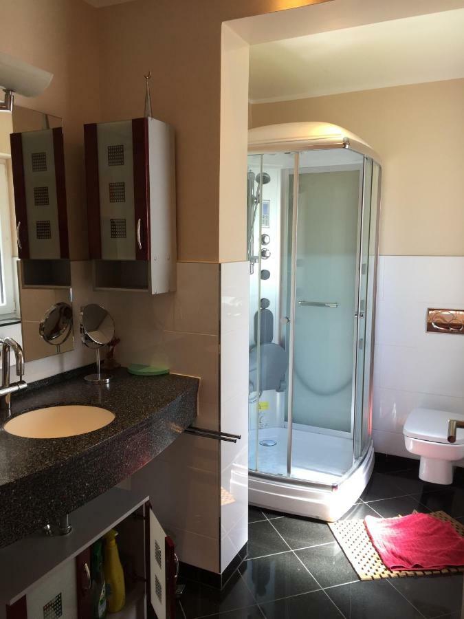 Apartment Leon Бон Екстериор снимка